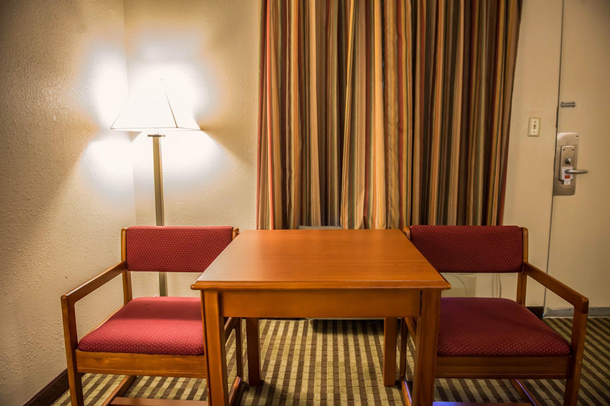Econo Lodge Panama City Eksteriør billede