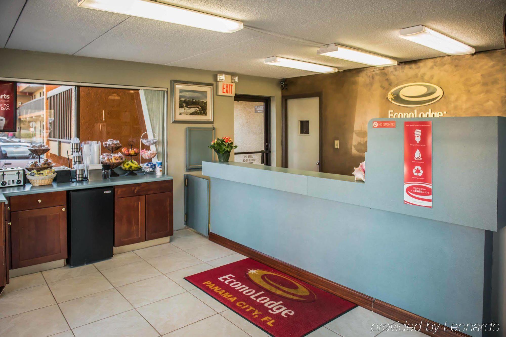 Econo Lodge Panama City Eksteriør billede